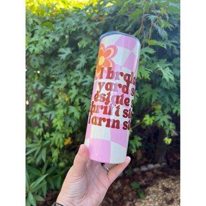 I brake for yard sales Thrift Stores Estate Farm Stand Tumbler Mug Cup Pink